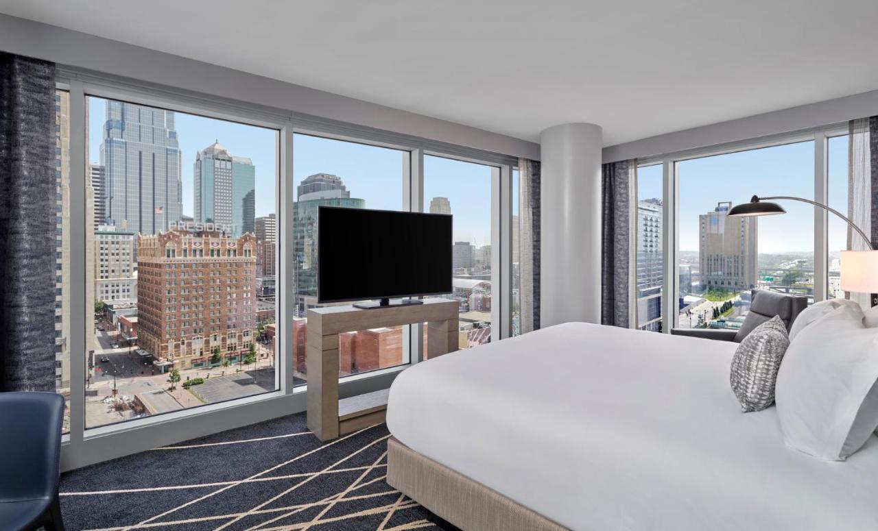 Loews Kansas Hotel